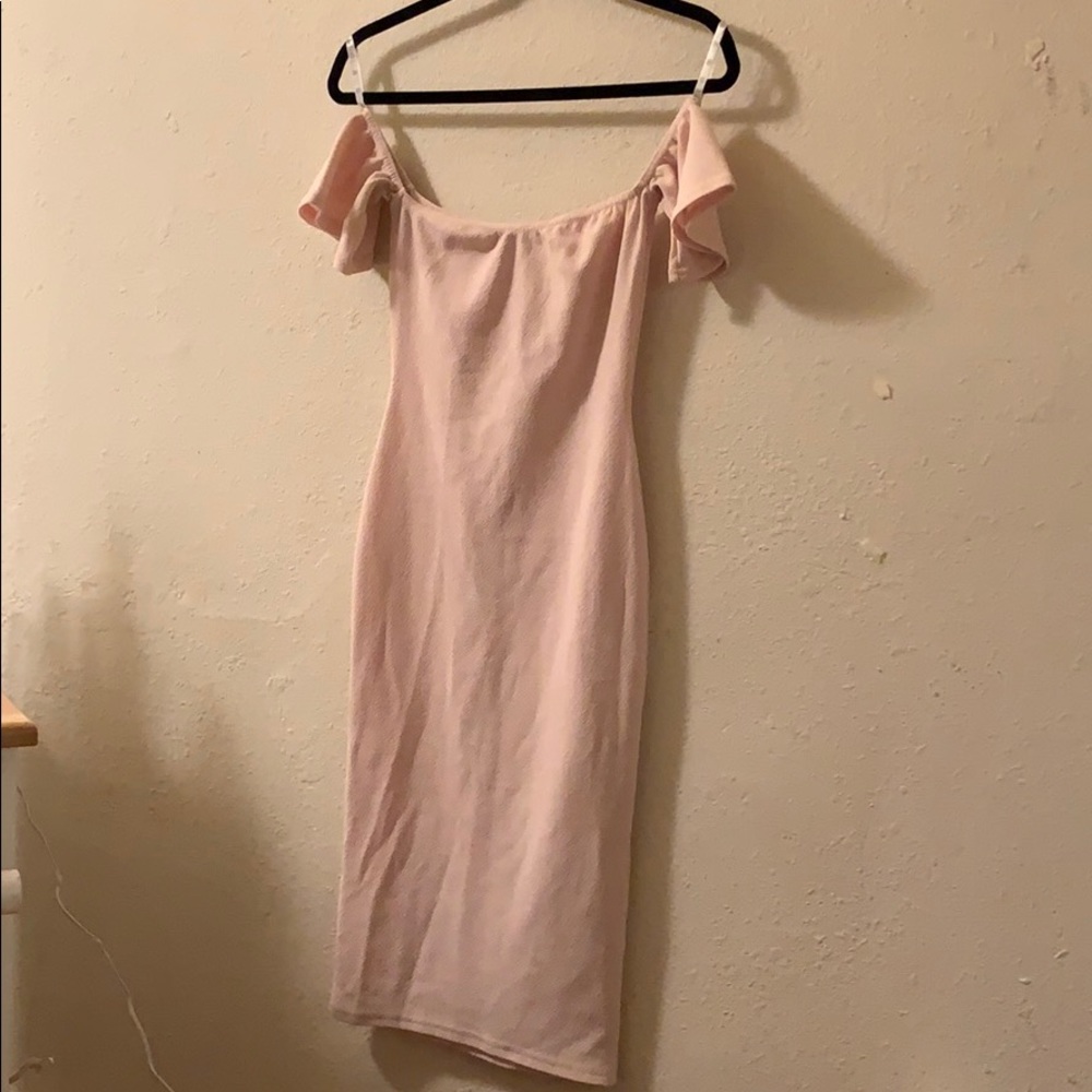Pink bodycon dress